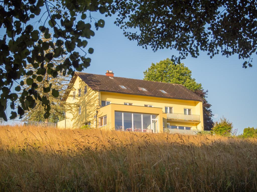 Hotel Gasthof Martinhof Sankt Martin im Sulmtal Exterior foto